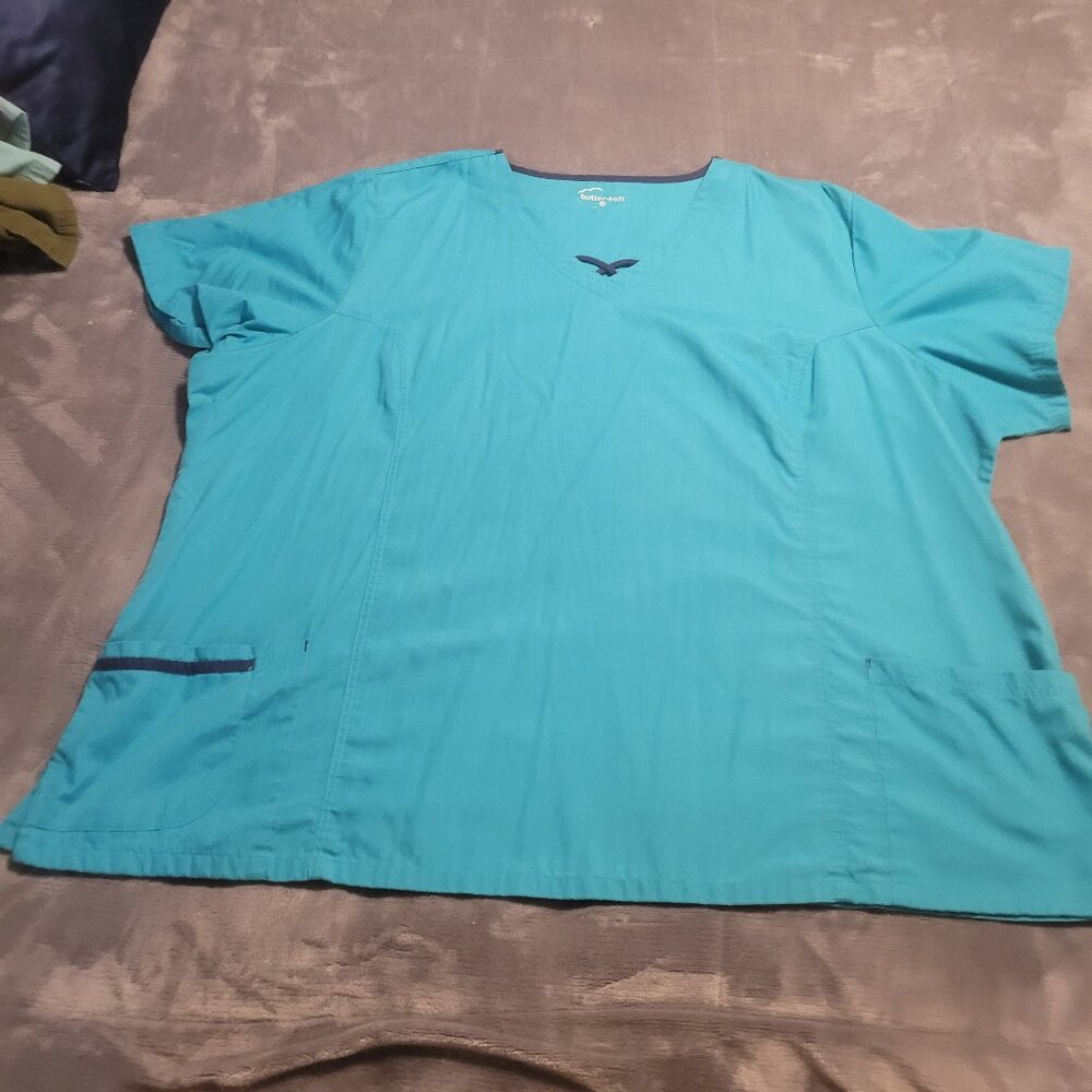Blue scrun top